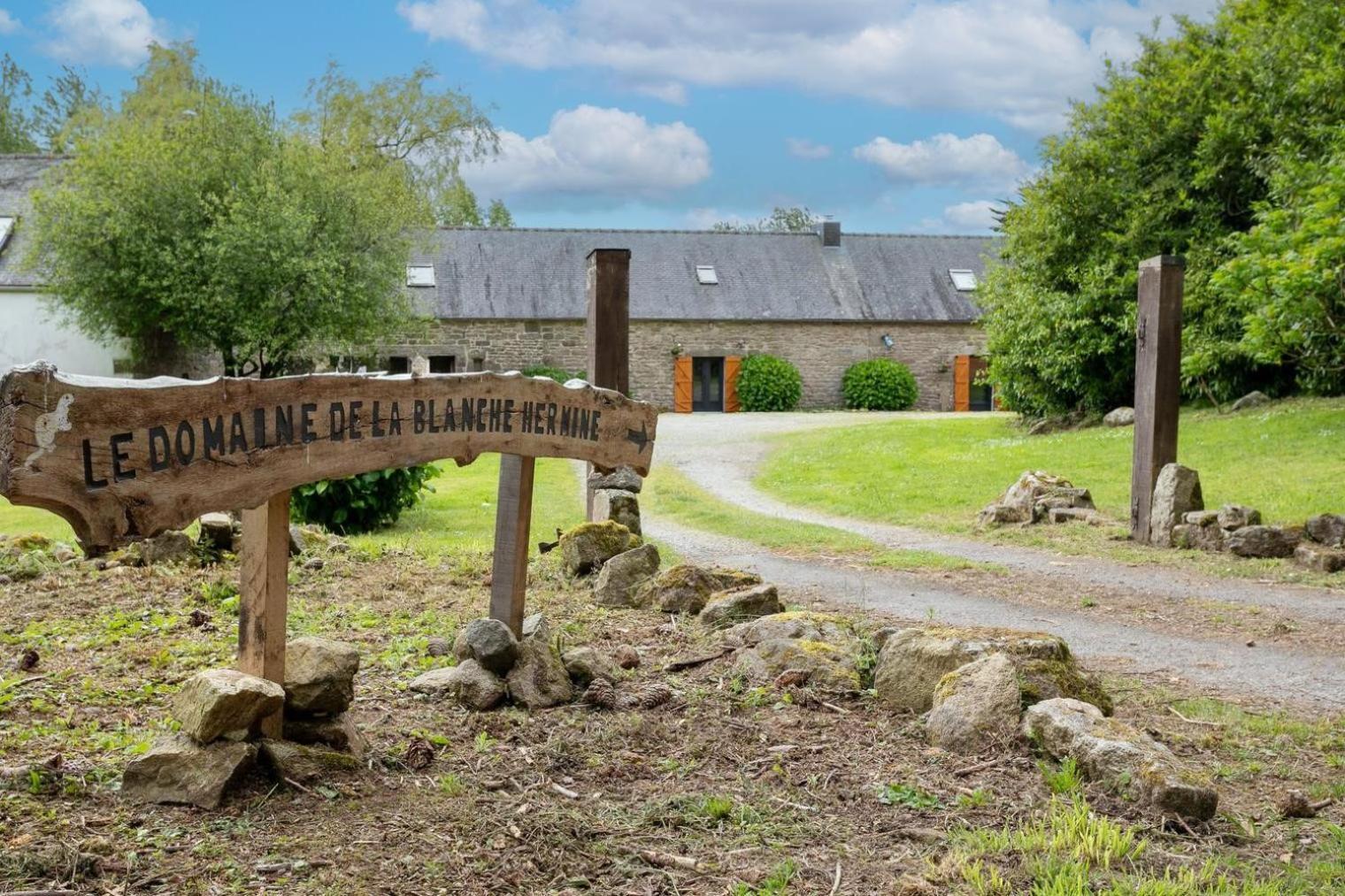 Domaine De La Blanche Hermine Plounerin Eksteriør billede